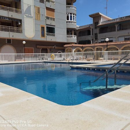Holiday Apartment Torrevieja Extérieur photo