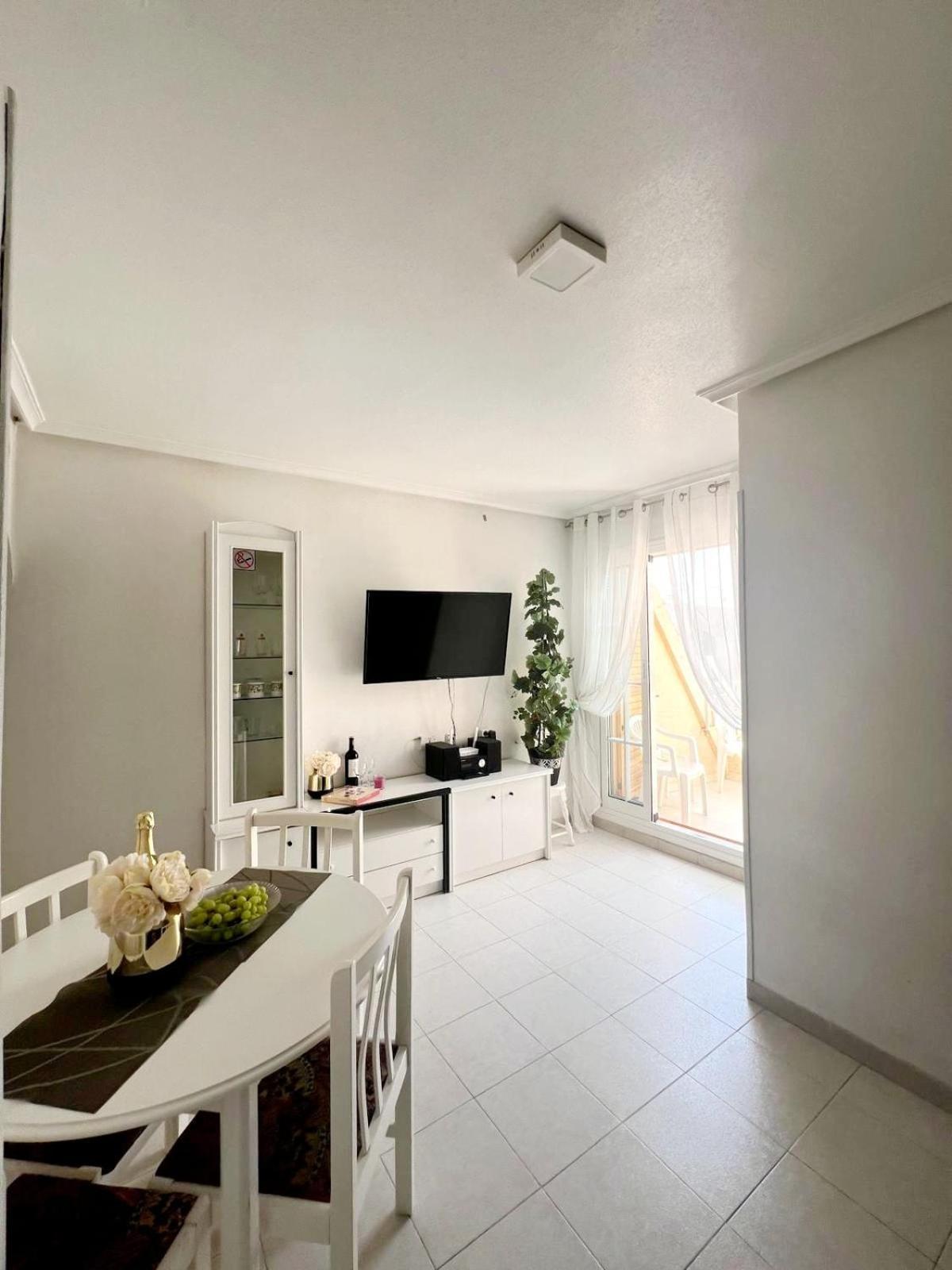 Holiday Apartment Torrevieja Extérieur photo